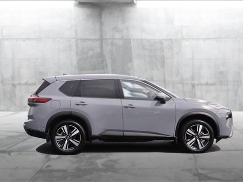 Certified 2024 Nissan Rogue SL w/ SL Premium Package image 5