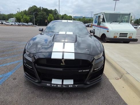 Used 2021 Ford Mustang Shelby GT500 w/ Technology Package RWD image 8