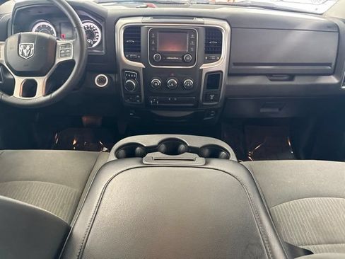 Used 2022 RAM 1500 Classic SLT w/ Protection Group AWD/4WD image 3