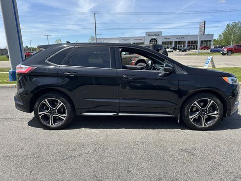 Used 2020 Ford Edge ST w/ Equipment Group 401A AWD/4WD image 15