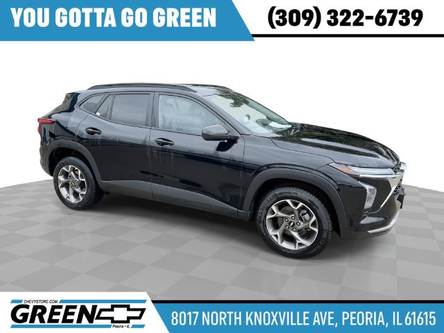 Used 2025 Chevrolet Trax LT FWD image 1