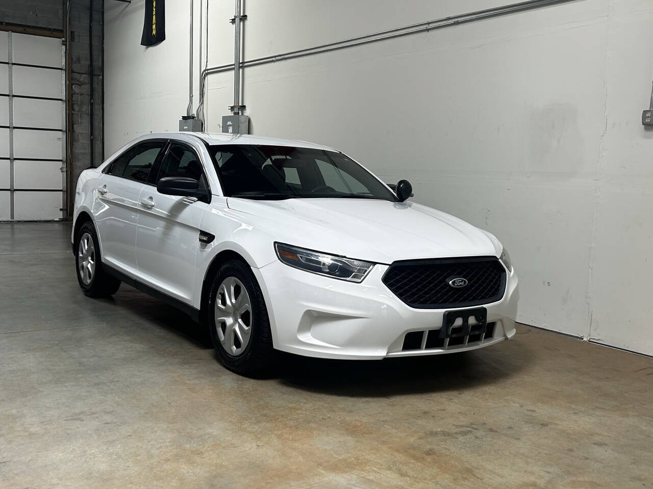 Used 2016 Ford Taurus Police Interceptor AWD image 7