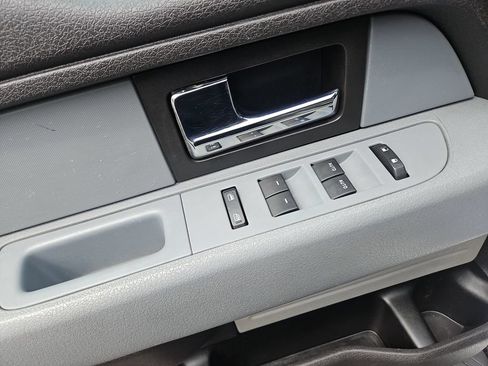 Used 2012 Ford F150 XLT w/ XLT Chrome Pkg AWD/4WD image 12