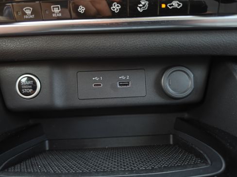 Used 2023 Nissan Rogue SV AWD/4WD image 31