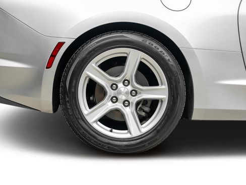 Used 2019 Chevrolet Camaro LT RWD image 30