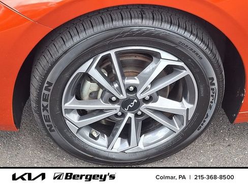 Used 2023 Kia Forte LXS FWD image 10