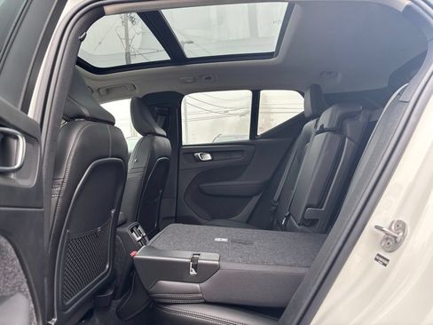 Certified 2026 Volvo XC40 B5 Plus w/ Protection Package Premier AWD/4WD image 20