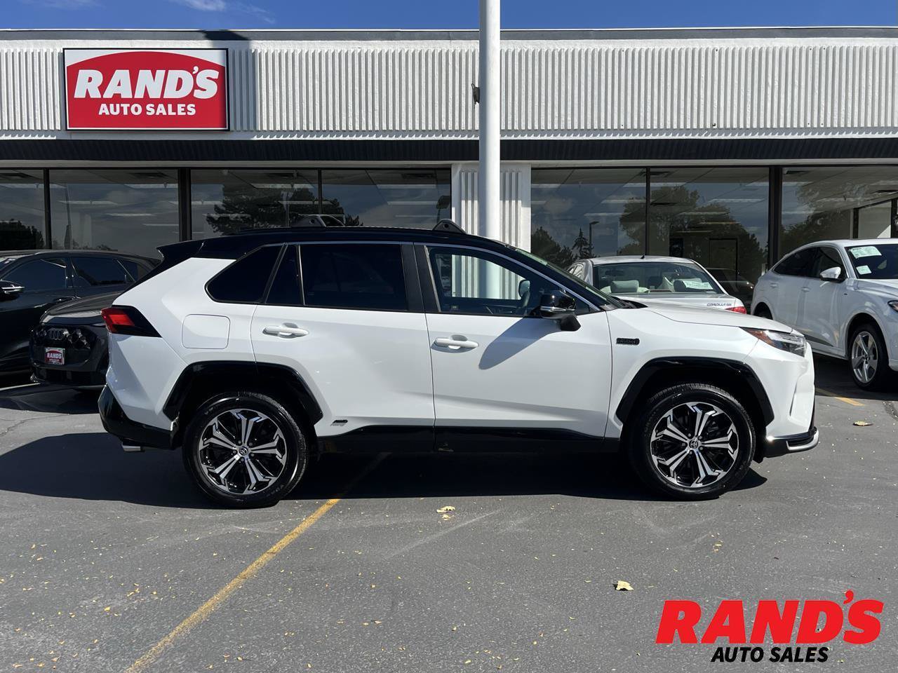 Used 2023 Toyota RAV4 XSE w/ Weather Package AWD/4WD image 1