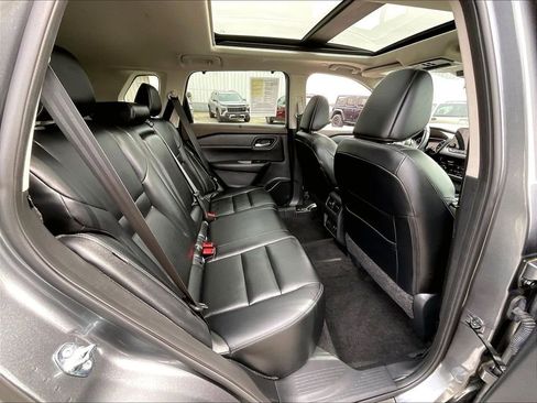 Used 2023 Nissan Rogue SL w/ SL Premium Package AWD/4WD image 16