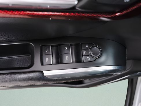 Used 2024 Chevrolet Traverse RS AWD/4WD image 24