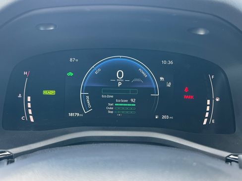 Used 2025 Toyota Camry SE w/ Multimedia Upgrade Package FWD image 23