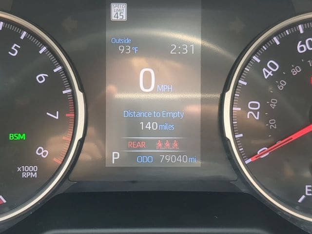 Used 2021 Toyota RAV4 XLE Premium AWD/4WD image 26