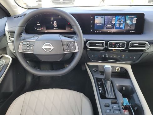 New 2026 Nissan Sentra SL image 8