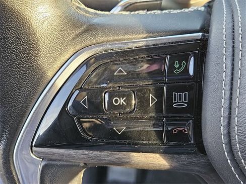 Used 2022 Jeep Grand Cherokee L Overland image 24