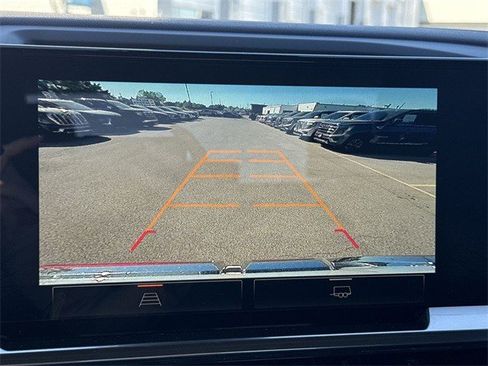 New 2026 GMC Sierra 1500 Elevation image 17