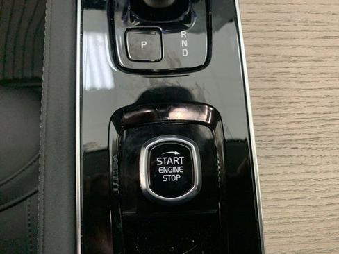 Used 2026 Volvo XC90 B6 Plus w/ Protection Package Premier image 17