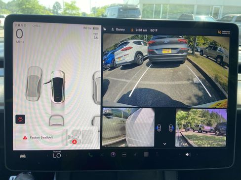 Used 2022 Tesla Model Y Performance AWD/4WD image 26