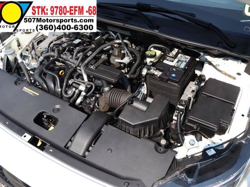 Used 2020 Nissan Sentra SR w/ Premium Package FWD image 26