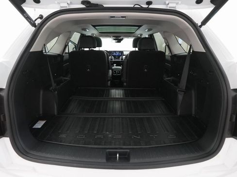 Used 2022 Kia Sorento SX image 10