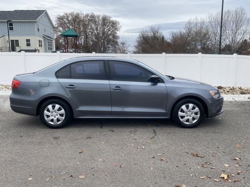 Used 2014 Volkswagen Jetta S image 7