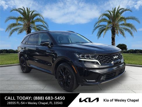 Certified 2022 Kia Sorento SX FWD image 1