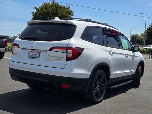 Used 2021 Honda Pilot Black Edition image 4