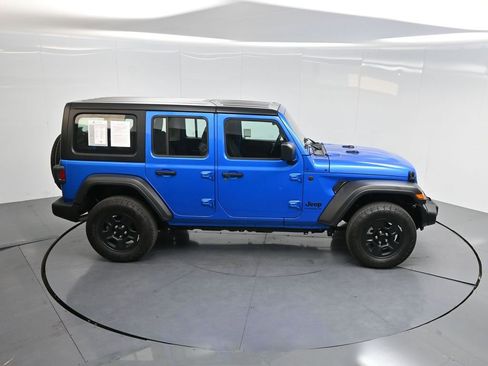 Used 2025 Jeep Wrangler Sport image 56
