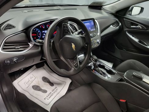 Used 2023 Chevrolet Malibu LT image 13