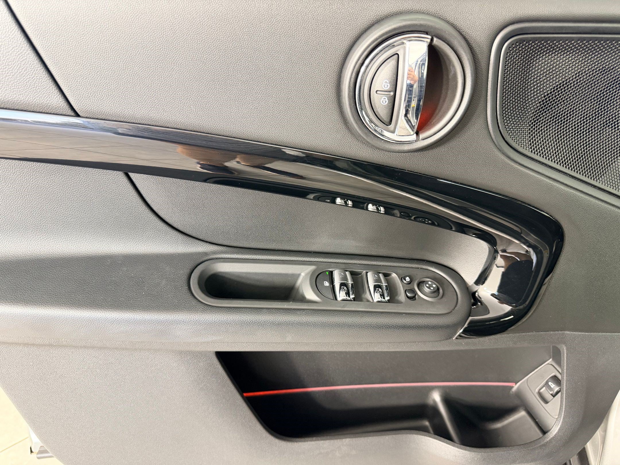 Certified 2024 MINI Cooper Countryman S FWD image 13