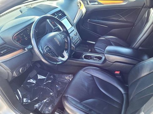 Used 2017 Lincoln MKC Select w/ Select Plus Package image 10