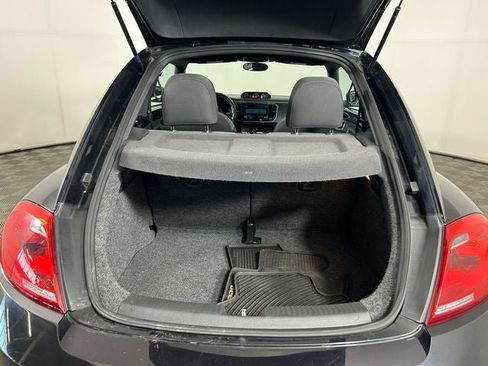Used 2012 Volkswagen Beetle 2.0T FWD image 25