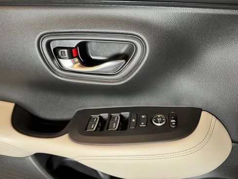 Used 2025 Honda HR-V EX-L image 19