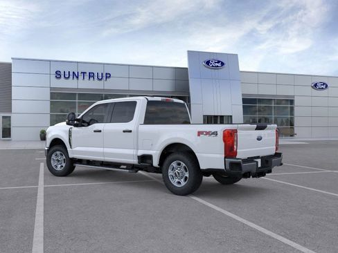 New 2026 Ford F250 XLT w/ FX4 Off-Road Package image 4