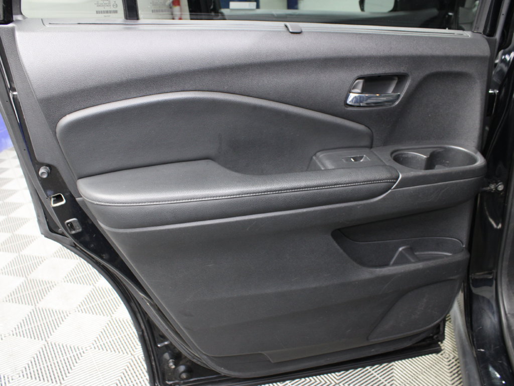 Used 2018 Honda Pilot Touring image 57
