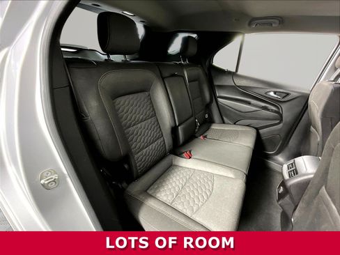 Used 2018 Chevrolet Equinox LT AWD/4WD image 25