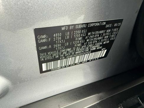 Used 2025 Subaru Outback Premium w/ Popular Package #1A image 33