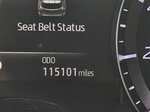 Used 2021 Toyota Highlander XSE image 24