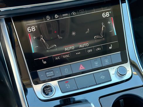 Used 2022 Audi Q8 Premium w/ Convenience Package image 35