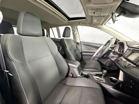 Used 2017 Toyota RAV4 XLE image 55