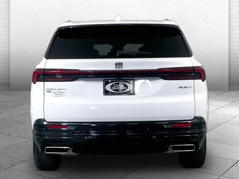 Used 2025 Buick Enclave Sport Touring AWD/4WD image 3