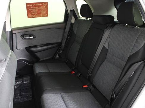 Certified 2023 Nissan Rogue SV FWD image 21