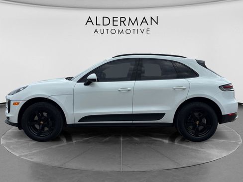 Used 2020 Porsche Macan AWD/4WD image 2