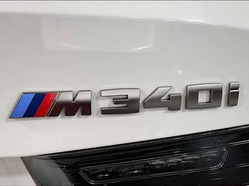 Used 2020 BMW M340i xDrive w/ Premium Package image 9