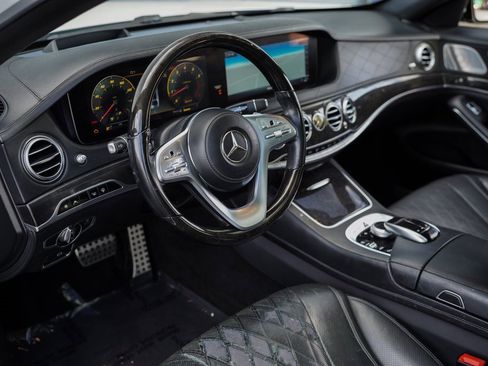 Used 2018 Mercedes-Benz S 560 Sedan w/ AMG Line Exterior image 19