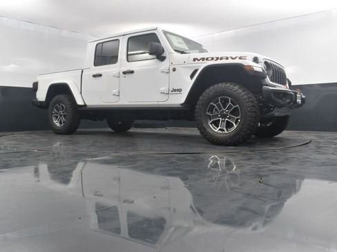 New 2025 Jeep Gladiator Mojave w/ Safety Group image 42