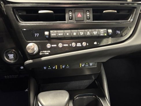 Used 2023 Lexus ES 350 w/ Premium Package image 20