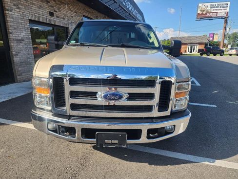 Used 2010 Ford F250 XLT image 8