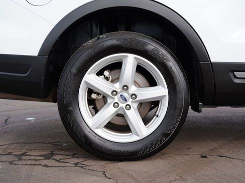 Used 2018 Ford Explorer 4WD image 11