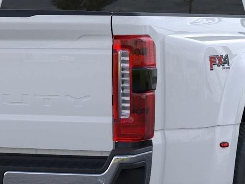 New 2026 Ford F350 XLT w/ 360-Degree Camera Package image 21