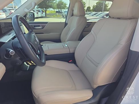Used 2025 INFINITI QX80 Pure RWD image 6